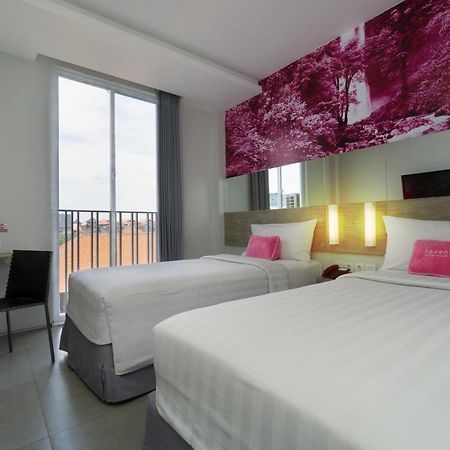 Favehotel Kuta Square Luaran gambar