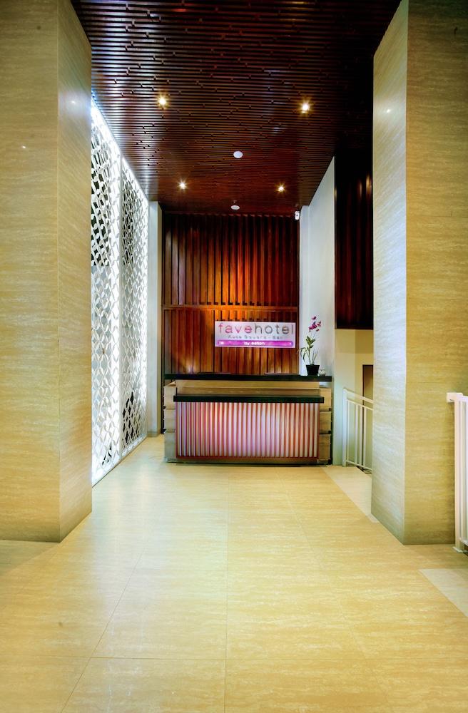 Favehotel Kuta Square Luaran gambar