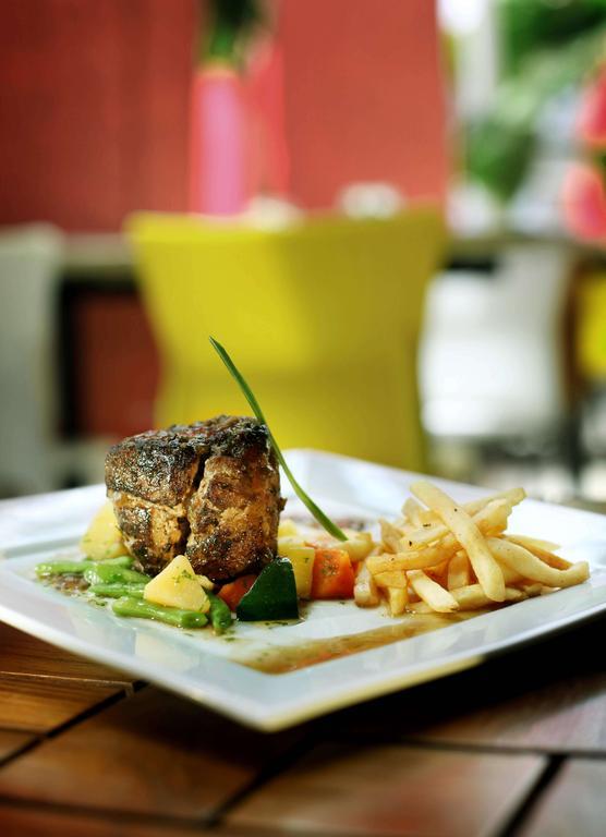 Favehotel Kuta Square Luaran gambar