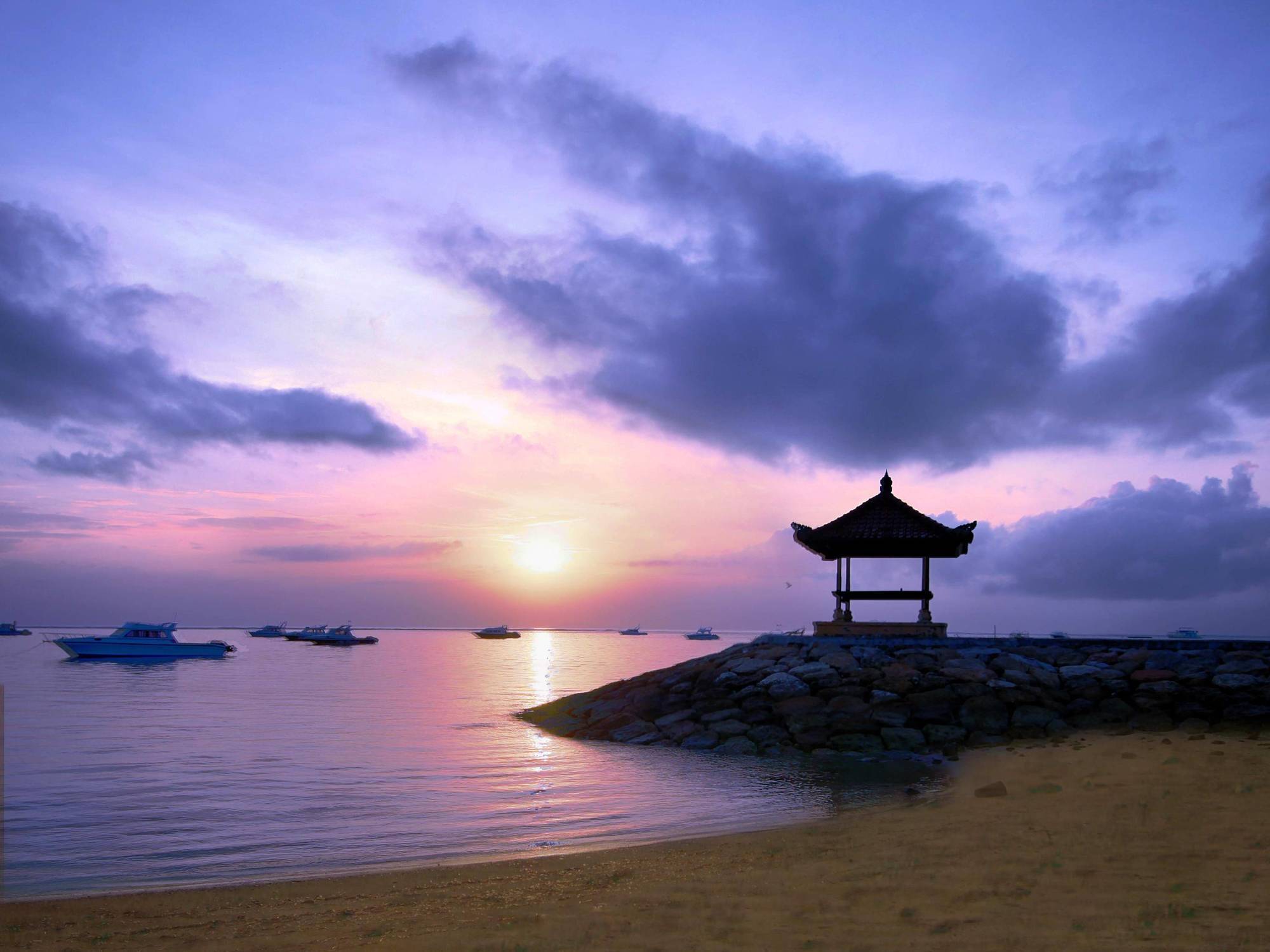Favehotel Kuta Square Luaran gambar