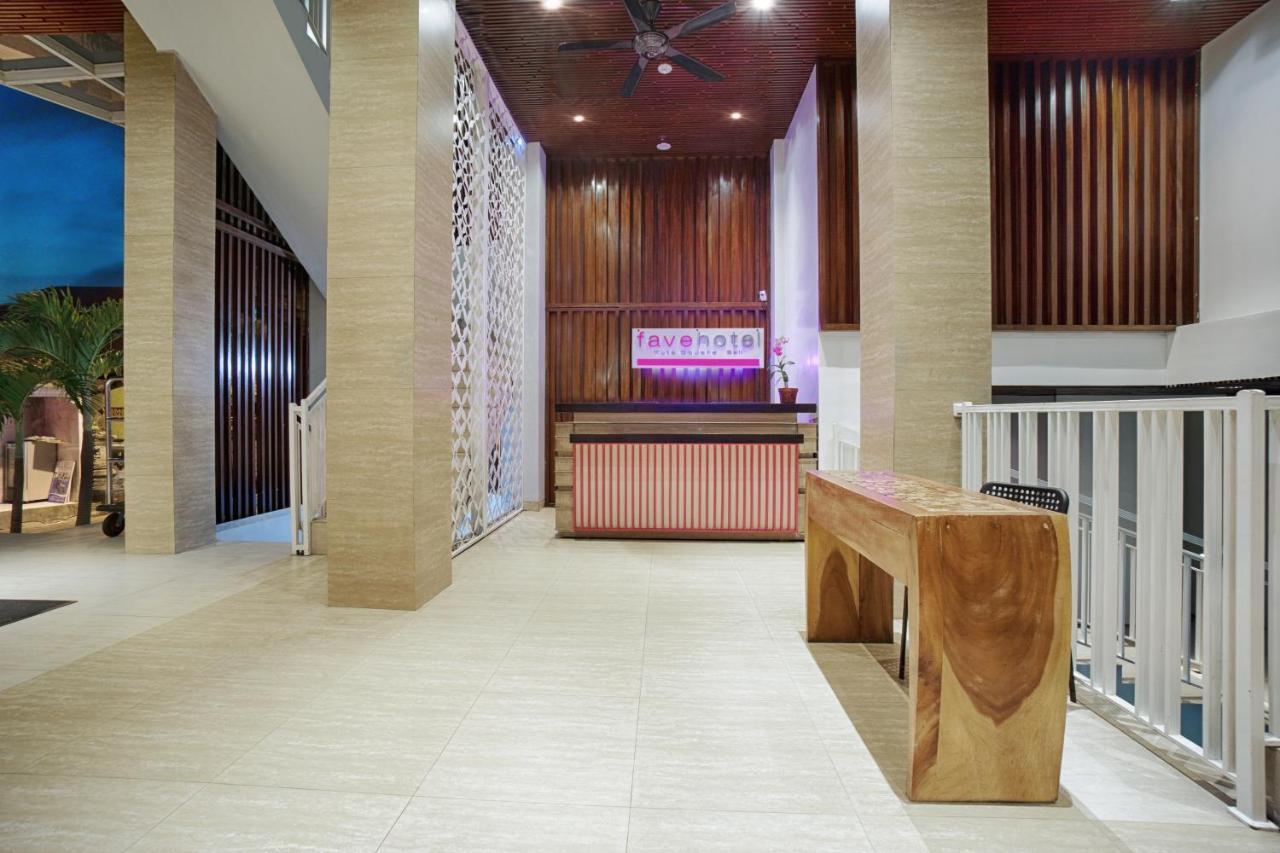 Favehotel Kuta Square Luaran gambar