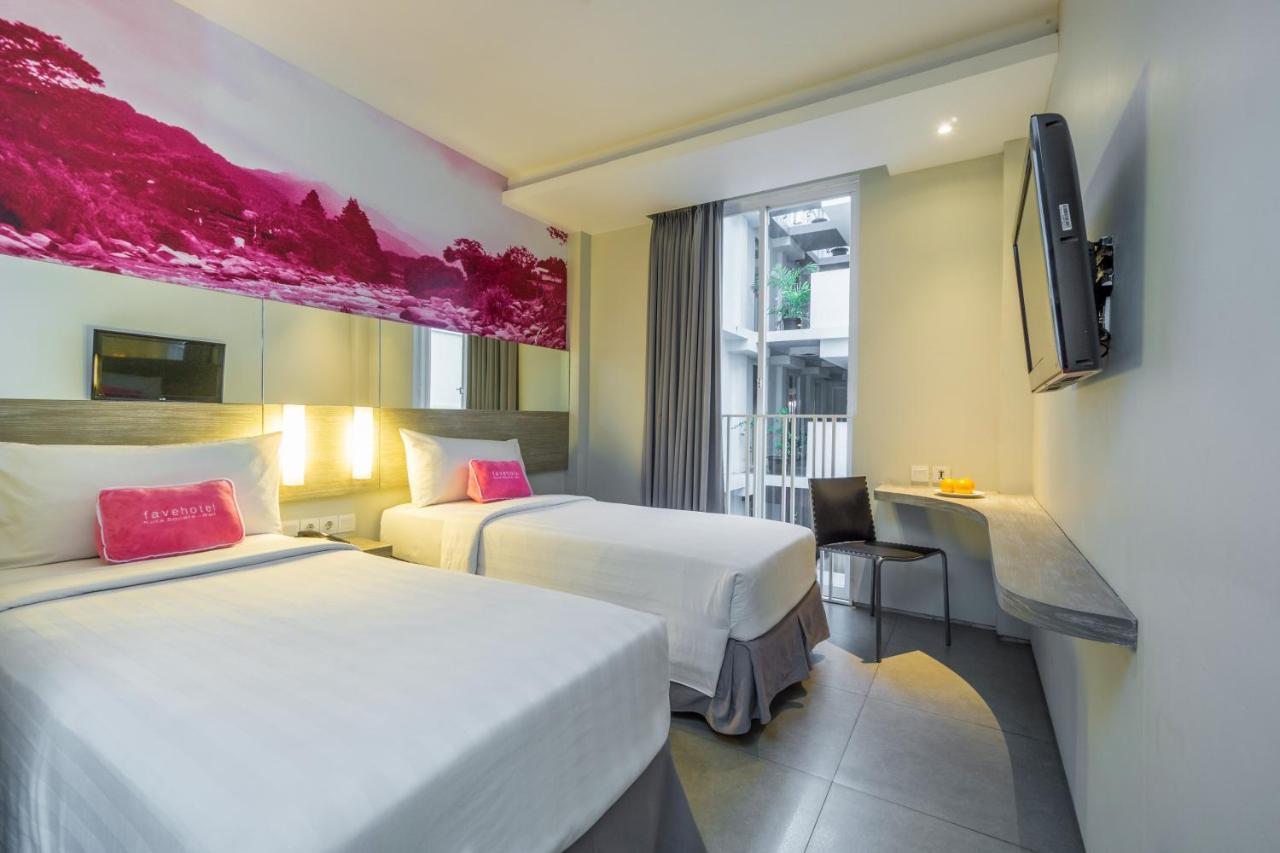 Favehotel Kuta Square Luaran gambar
